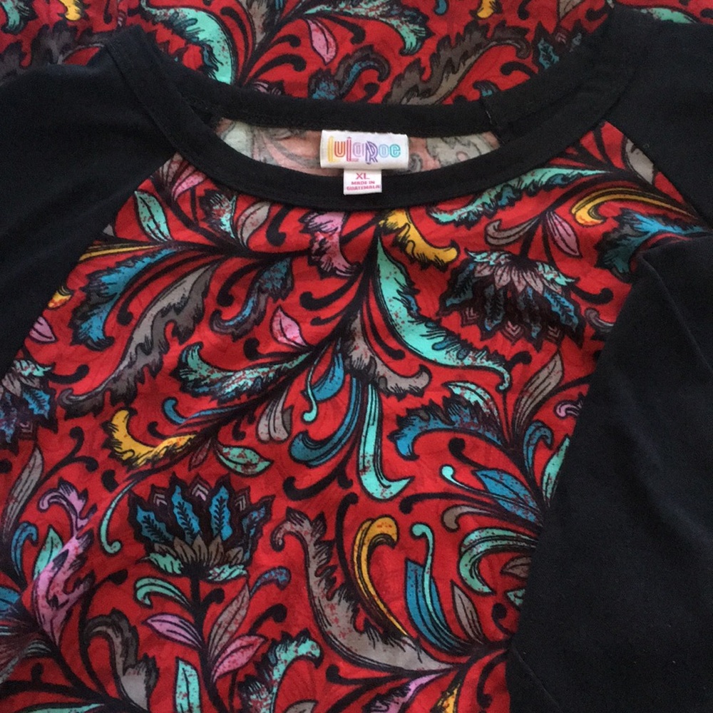 Lularoe Randy XL Red print w/ black sleeves. Used